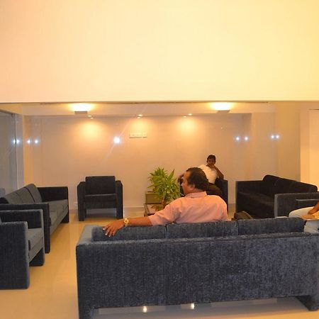 Hotel Pankaj Thiruvananthapuram Bagian luar foto