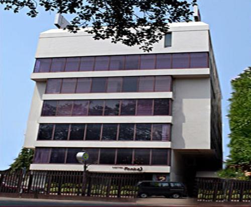 Hotel Pankaj Thiruvananthapuram Bagian luar foto