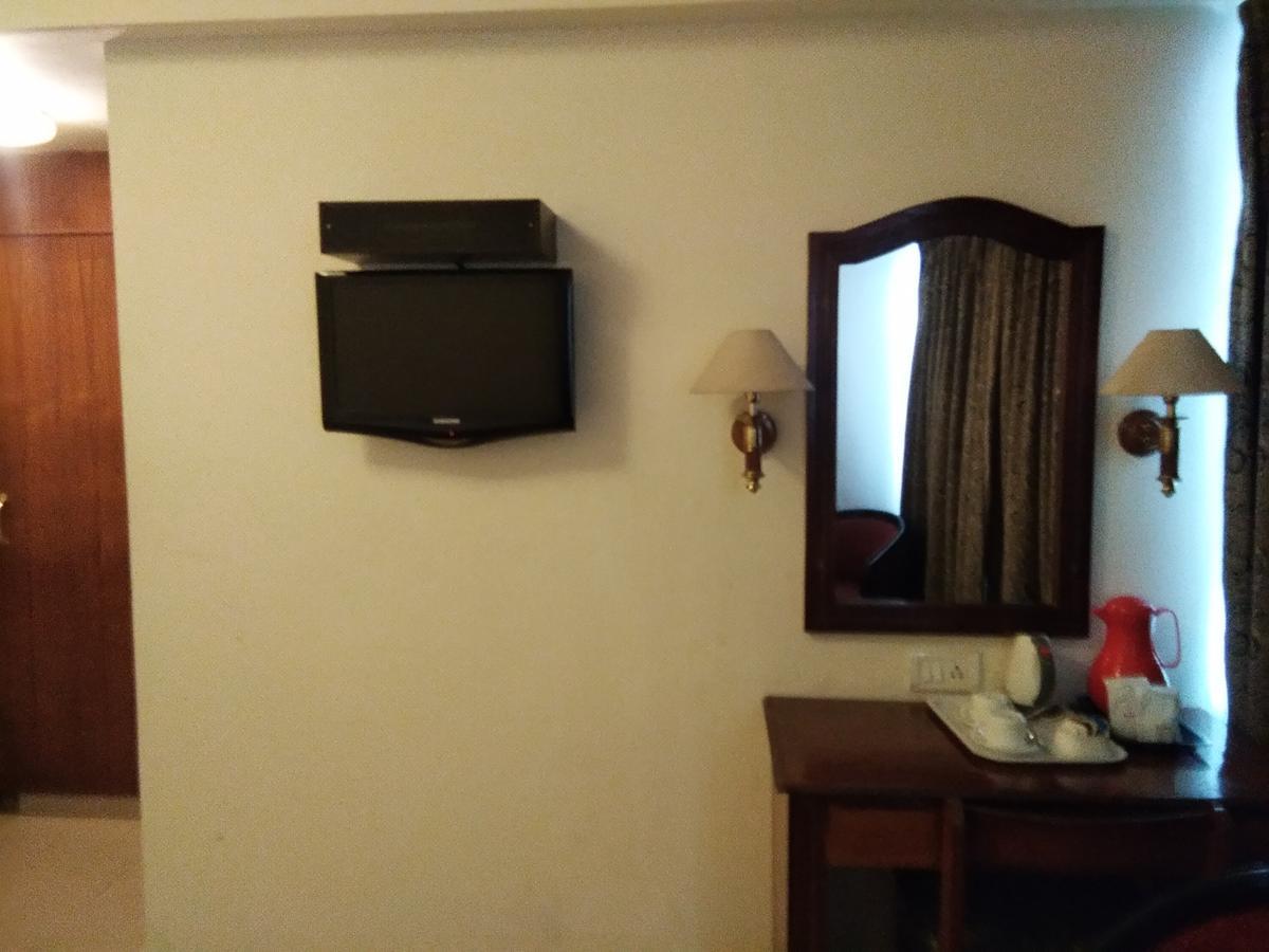 Hotel Pankaj Thiruvananthapuram Bagian luar foto