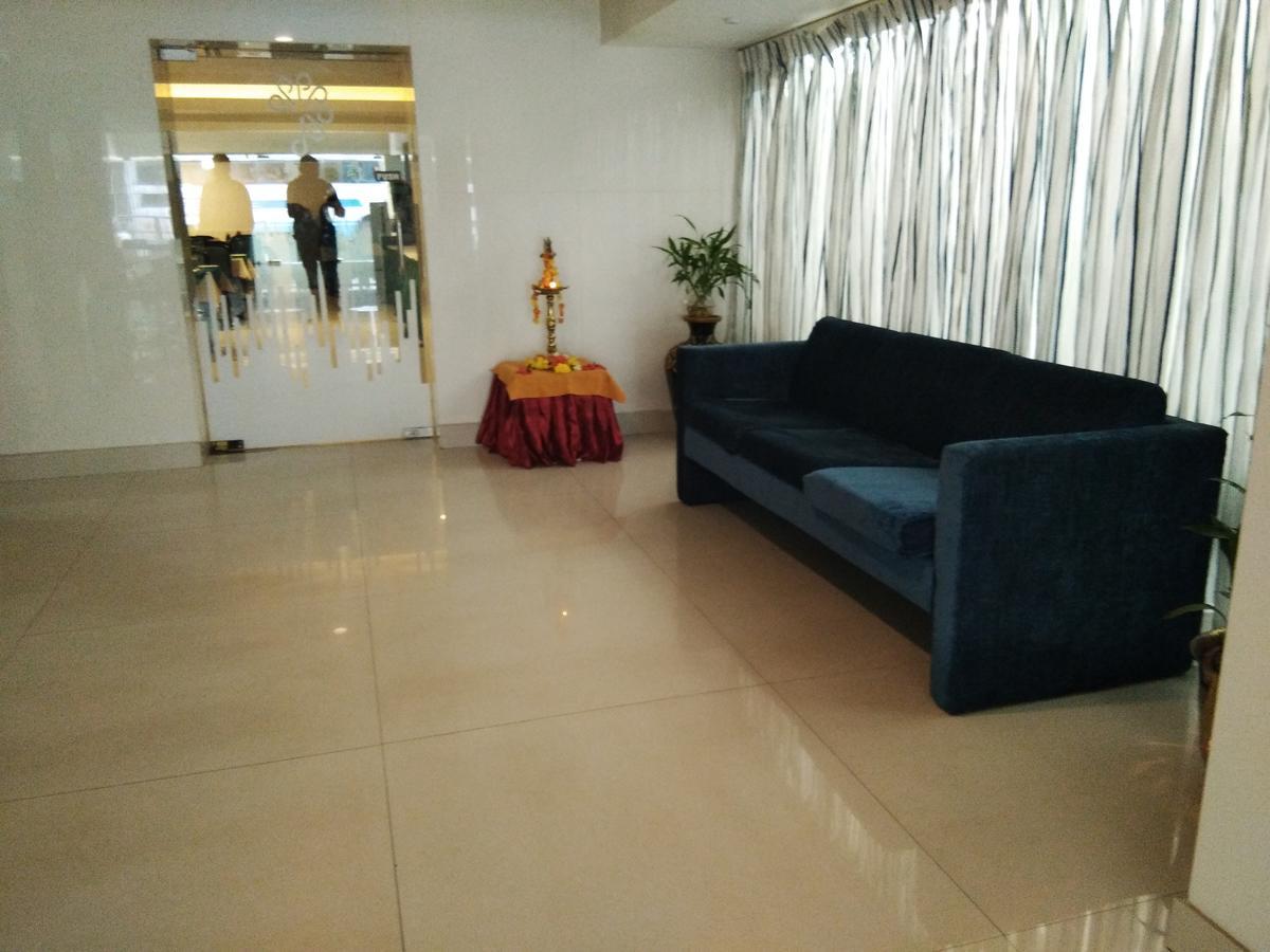 Hotel Pankaj Thiruvananthapuram Bagian luar foto